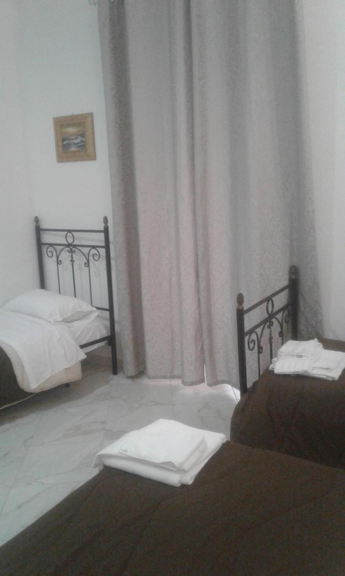 B&Bhotel Emmanuel Napoli Exteriör bild